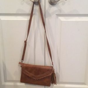 New, never used shoulder purse.
